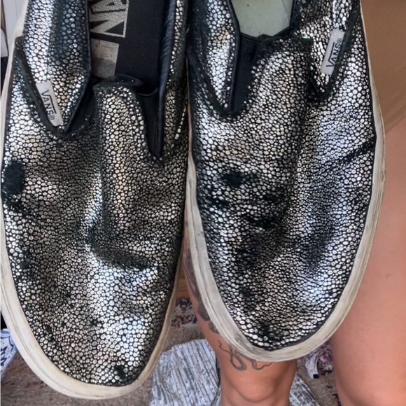 Slip On Vans - Picture 1 of 2